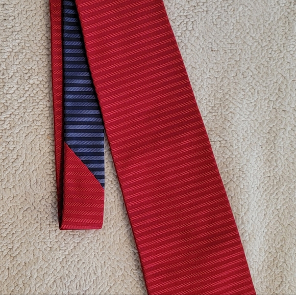 Lot of 2 red ties- incl Hilfiger Silk Neck Tie | 57 inch - Picture 2 of 9